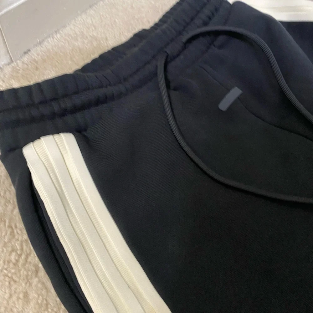 Adidas x Fear of God wide leg sweatpants black with beige Side Stripes NWOT - Picture 3 of 5